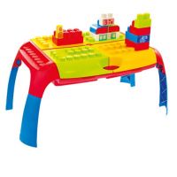 Set sa kockama i prenosivim stolom - s/e/set-sa-kockama-i-prenosivim-stolom.jpg