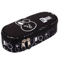 St.Right: Clever Bunny ovalni pernica s motivom zeca, crne boje, 23 cm - s/t/St-Right-Clever-Bunny-ovalni-pernica-s-motivom-zeca-crne-boje-23-cm-1.jpg