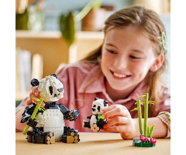 LEGO® Creator: Divlje životinje: Panda obitelj (31165)