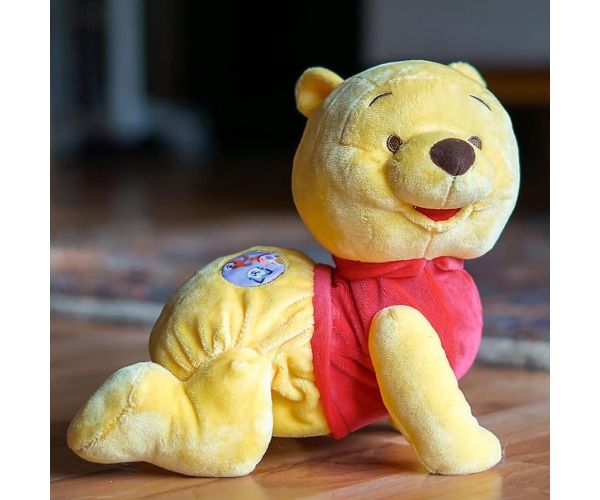 Disney Winnie the Pooh interaktivna penjalica pliš figura - Clementoni