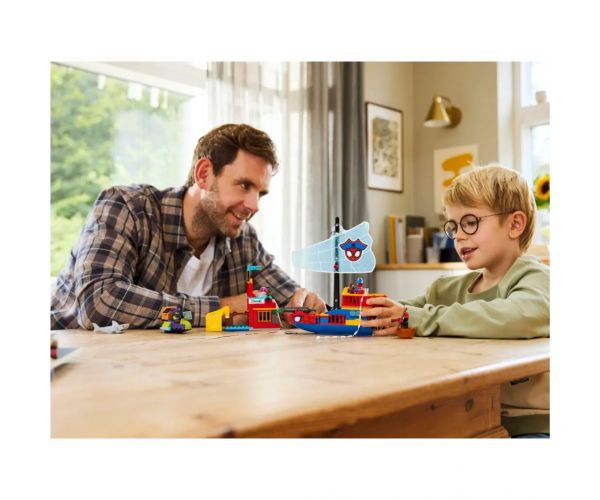 LEGO® Marvel: Pirátski brod paukova momčadi (11208)
