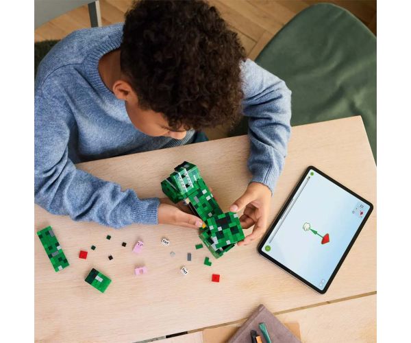 LEGO® Minecraft: Creeper™ (21276)