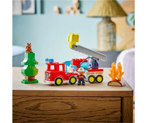 LEGO® DUPLO®: Vatrogasno vozilo s crijevom i vatrogascem (10473)