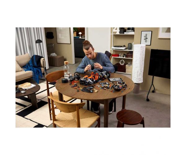 LEGO® Technic: Koenigsegg Sadairs Spear superautomobil (42232)