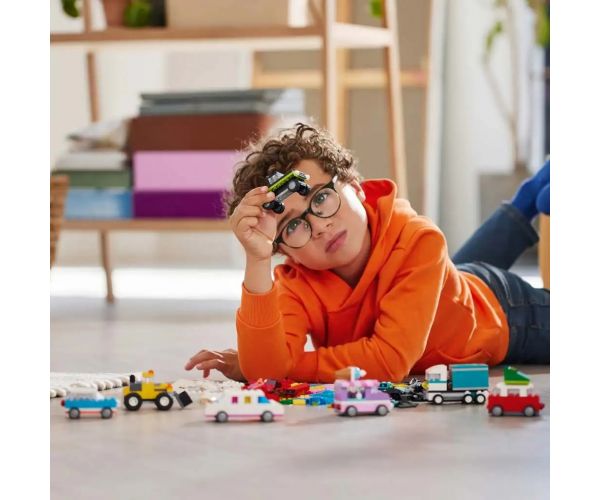 LEGO® Classic: Kreativna vozila (11036)