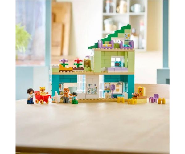 LEGO® DUPLO®: 3 u 1 moderni obiteljski dom s figuricama (10470)
