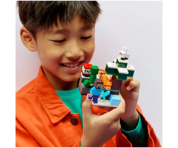 LEGO® Minecraft: Steveove avanture u tajgi (21583)