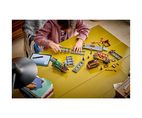 LEGO® City: Nostalgija parna lokomotiva (60511)