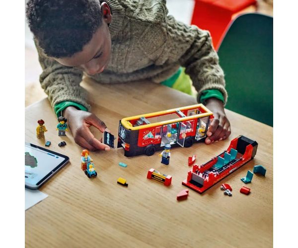 LEGO® City: Crveni dvokatni turistički autobus (60407)
