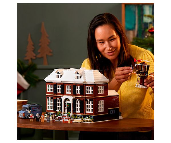 LEGO® Creator: Drhteći provalnici Home Alone (21330)
