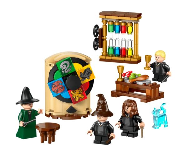 LEGO® Harry Potter: Hogwarts™ dvorac: Ceremonija odabira Čarobnjačkog šešira (76460)