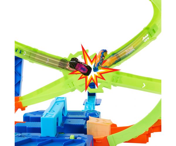 Hot Wheels Stunt Tracks Kavalkada zavoja — set staze za automobile - Mattel
