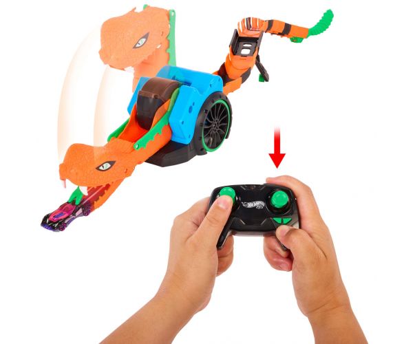 Hot Wheels: Let’s Race daljinski upravljani izbacivač automobila zmija s autićem – Mattel
