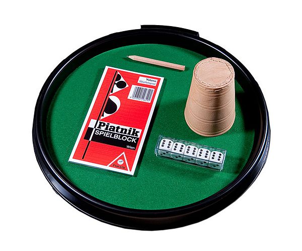 Kocka poker sa normalnim kockama - Piatnik