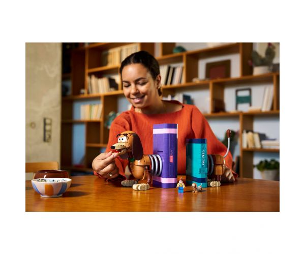LEGO® Disney™ Toy Story: Slinky pas - držač za knjige (43301)