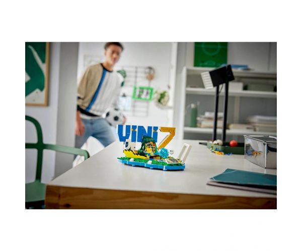 LEGO® Editions: Vini Jr. – Najbolji nogometni trenuci (43027)