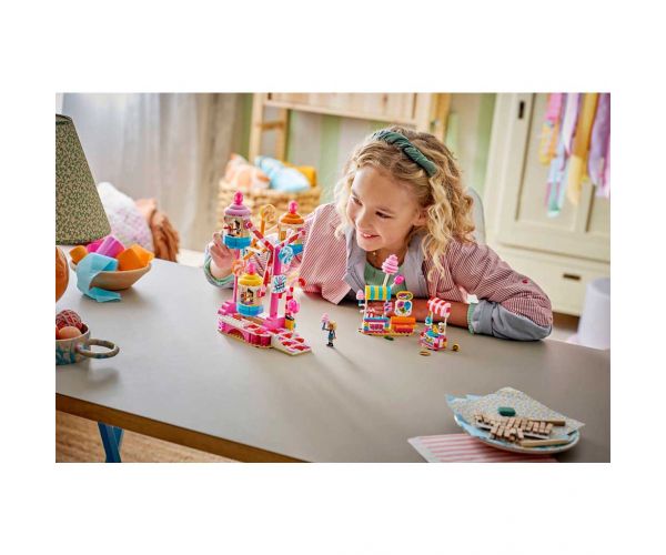 LEGO® Friends: Divovski kotač ukrašen slatkišima i muffinima (42700)