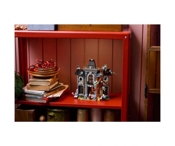 LEGO® Icons: Rezidencija gradonačelnika (11383)