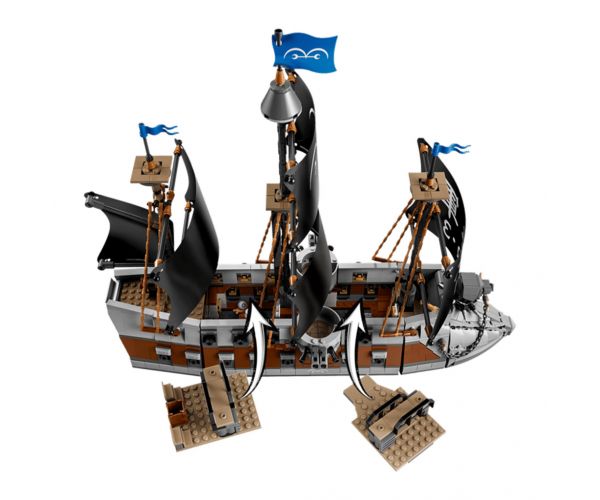 LEGO® One Piece: Garpov morski bojni brod (75646)