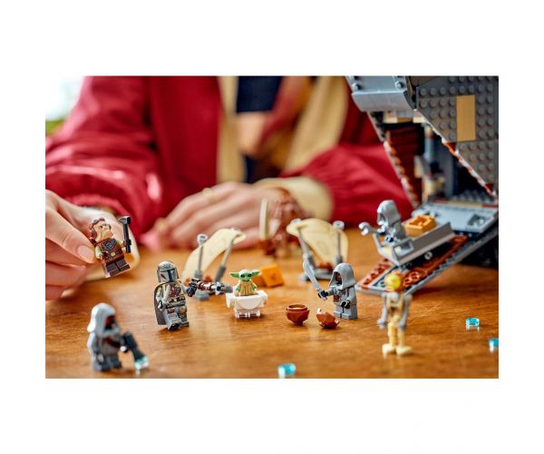 LEGO® Star Wars™: Offworld pješčani puzavac i Mudhorn (75453)