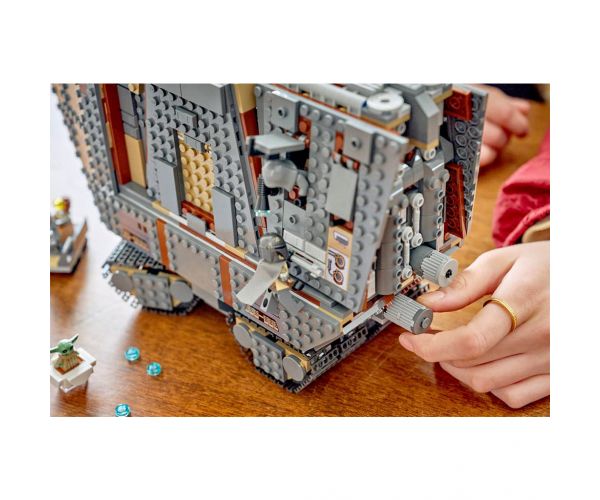 LEGO® Star Wars™: Offworld pješčani puzavac i Mudhorn (75453)