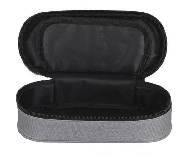 Spirit: Ovalna pernica s uzorkom Speed sportskog automobila 20 x 10 x 6 cm
